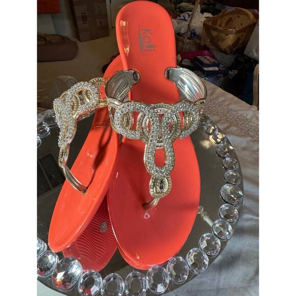 2 PC Bundle, NWT, KALI Sandals size 9M, Bella-Jack cat shaped earrings - Picture 4 of 8